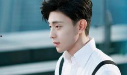 圈内爆料邓伦整容,揭秘明星颜值背后的秘密